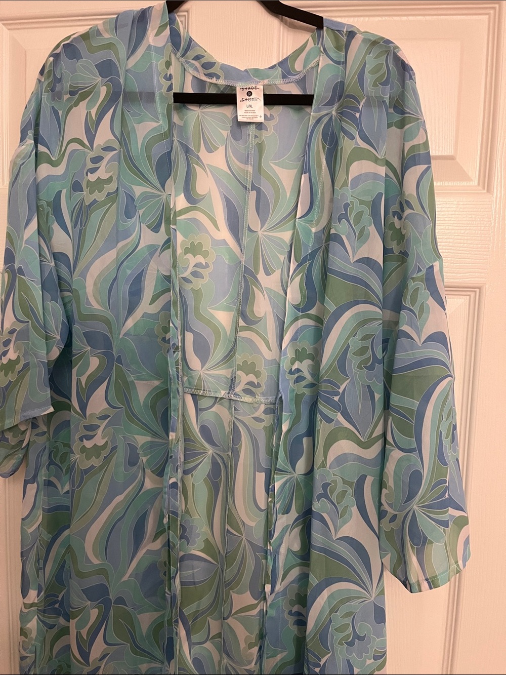 Shade & Shore Blue and Mint Floral-Print Kimono
